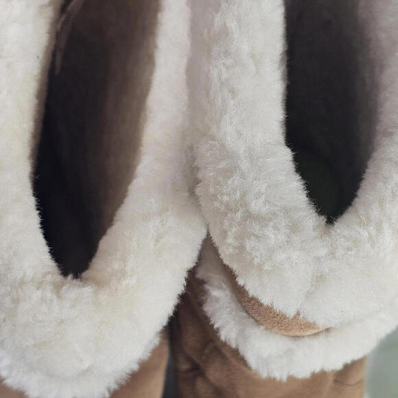 Michael Kors Winter Tall Suede Boots Walnut - size 10 Warm Cozy - Picture 2 of 8